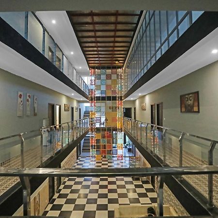 Super Hotel O Heart Beat Hotel Greater Noida Exterior foto