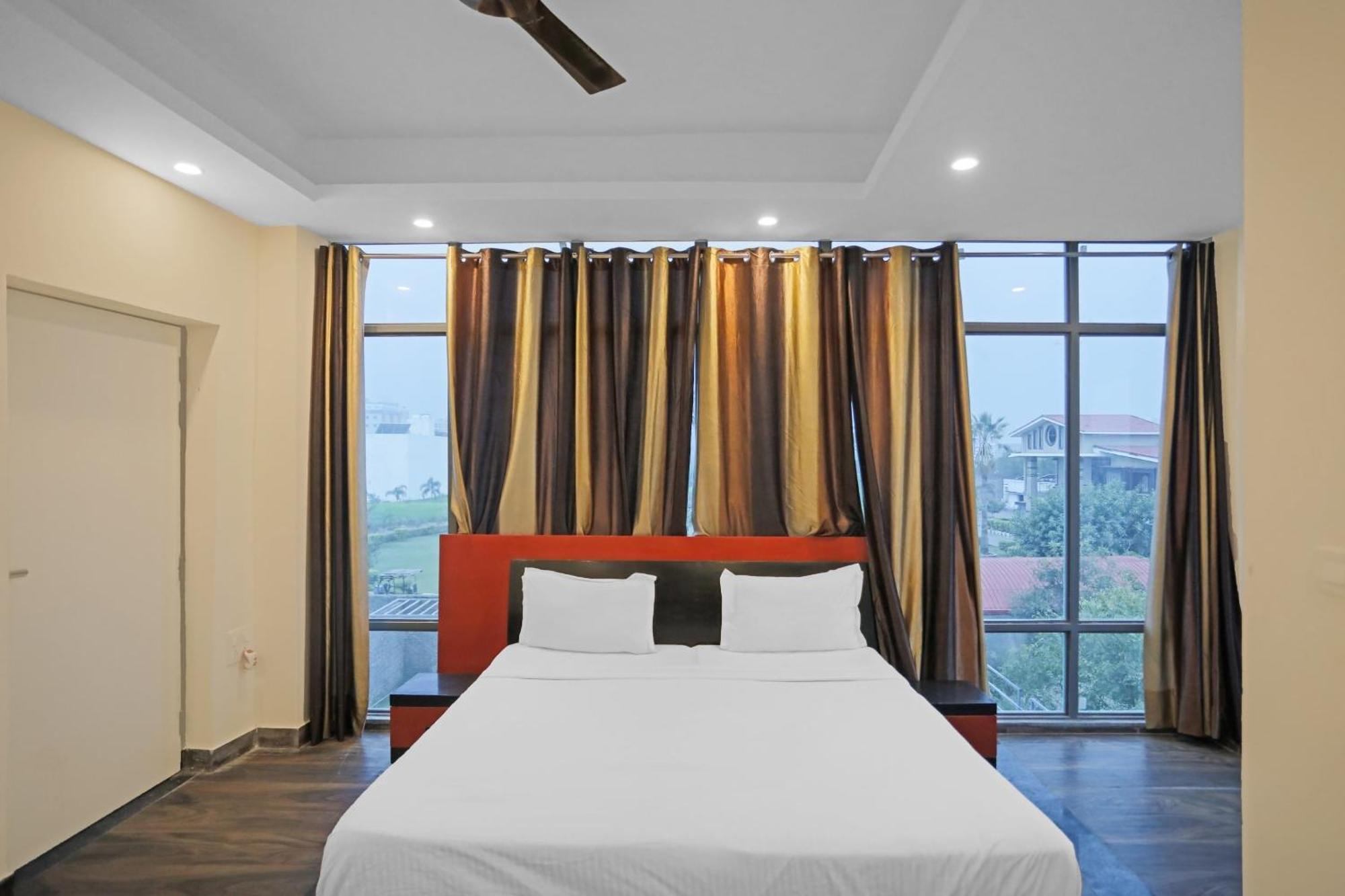 Super Hotel O Heart Beat Hotel Greater Noida Exterior foto