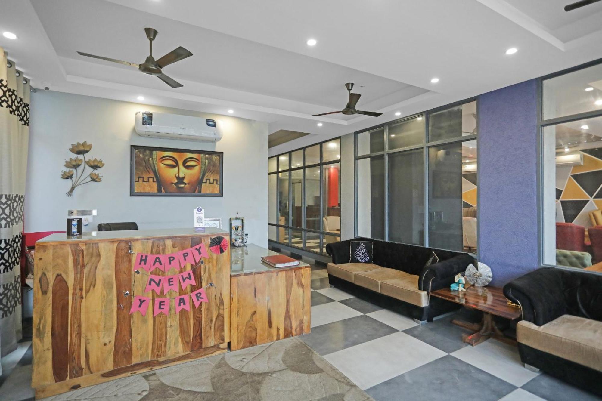 Super Hotel O Heart Beat Hotel Greater Noida Exterior foto