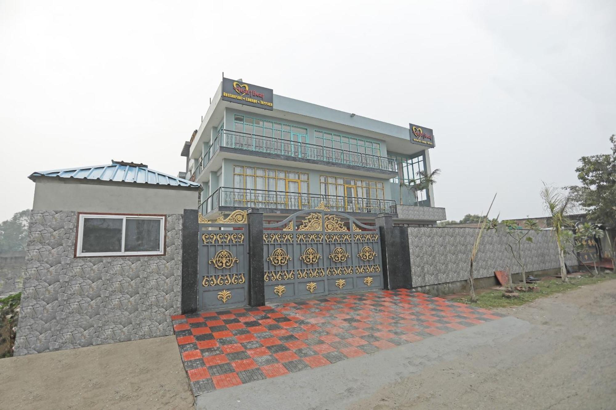 Super Hotel O Heart Beat Hotel Greater Noida Exterior foto