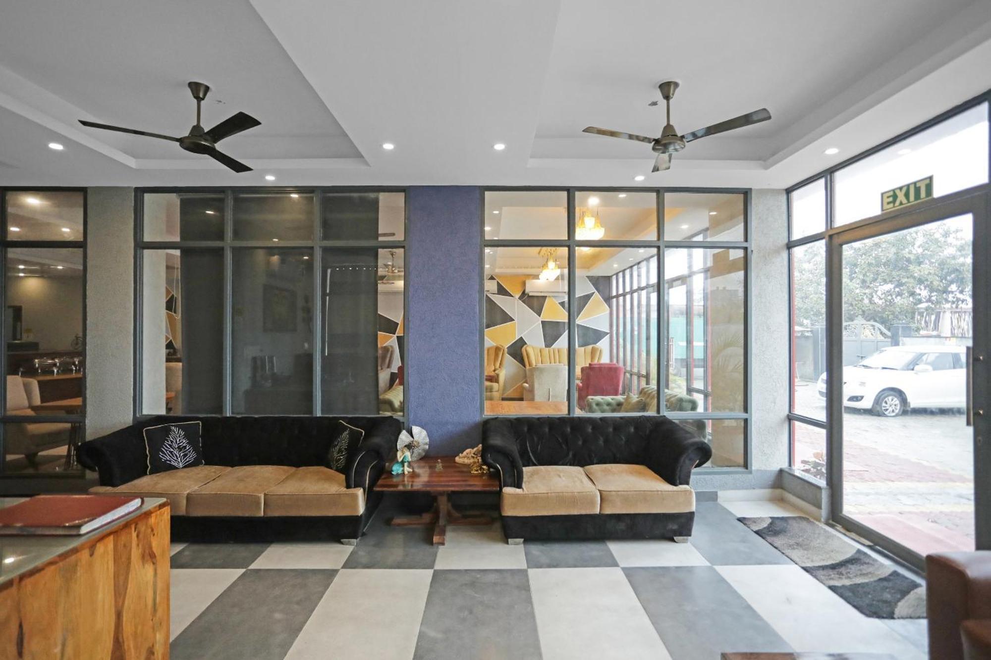 Super Hotel O Heart Beat Hotel Greater Noida Exterior foto